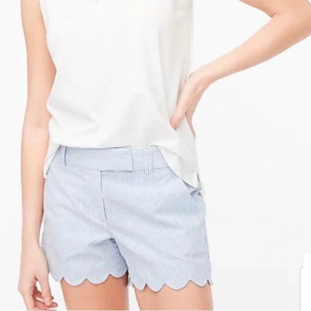 J Crew‎ Women’s Blue/White Pinstripe Seersucker Scalloped Short